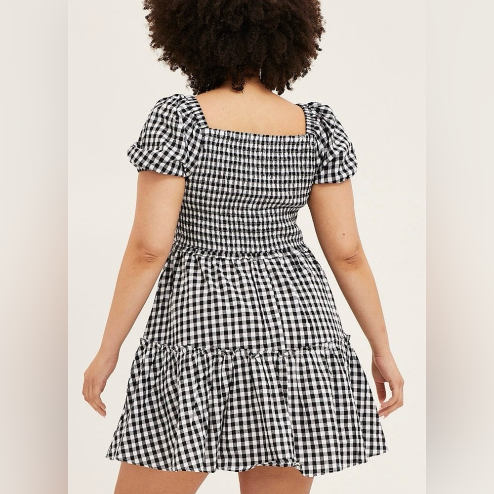 FINAL CHANCE! CLOSET CLOSING!